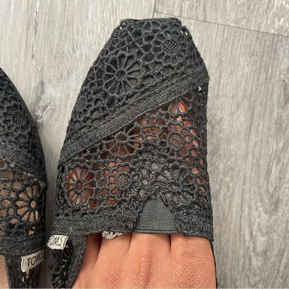 TOMS Alpargata Moroccan Black Crochet Floral Slip On Summer Flat Shoes Size 5 - Picture 13 of 17